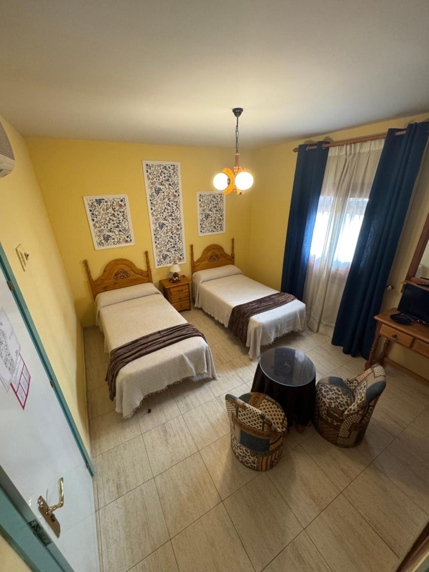 Hostal Joaquin Las Ventas con Pena Aguilera Ngoại thất bức ảnh