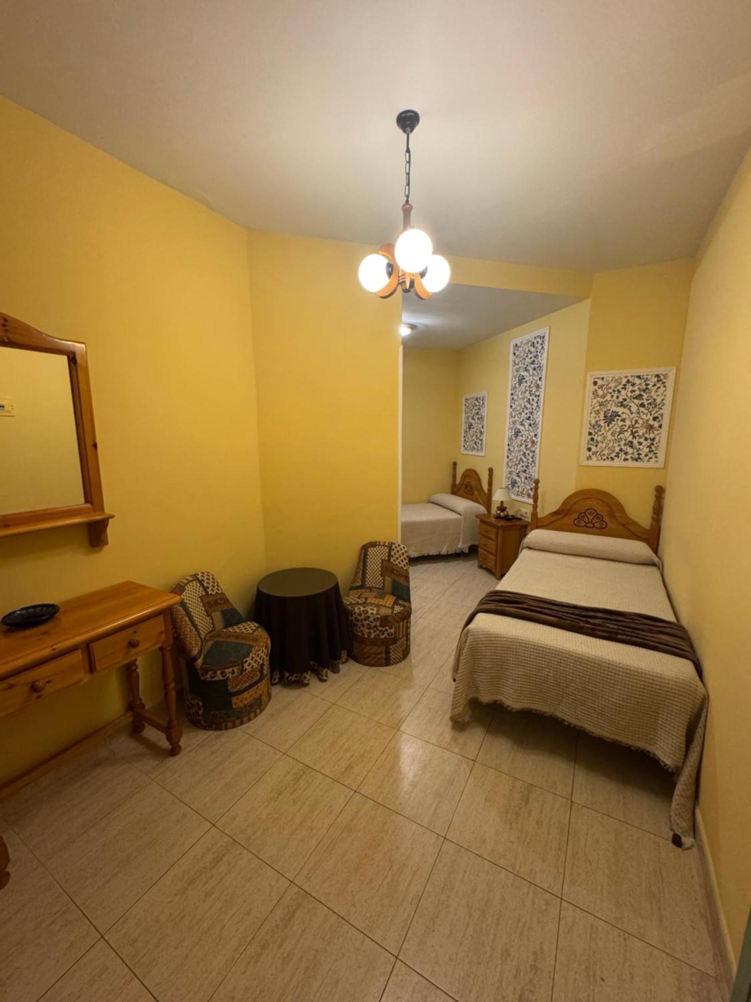 Hostal Joaquin Las Ventas con Pena Aguilera Ngoại thất bức ảnh